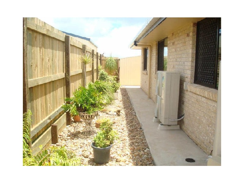 8 Wheeler Avenue, Gracemere QLD 4702