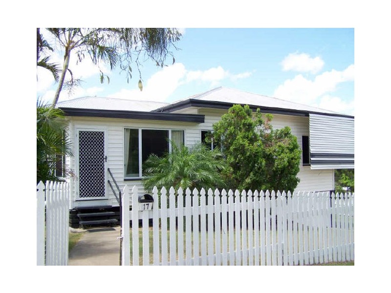 17 Meade Street, Wandal QLD 4700