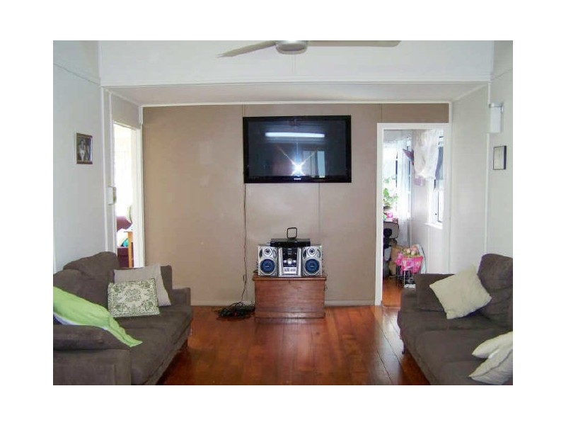 17 Meade Street, Wandal QLD 4700
