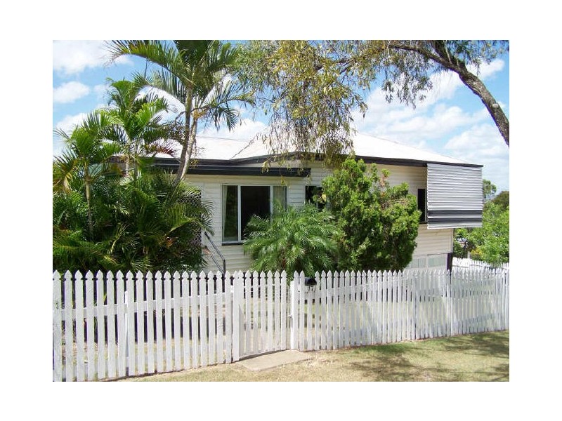 17 Meade Street, Wandal QLD 4700