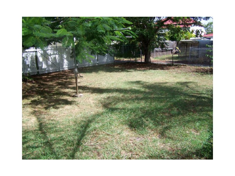 24 Larnach Street, Allenstown QLD 4700