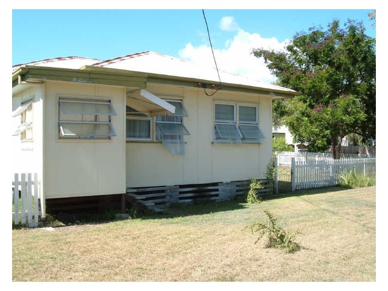 199 Elphinstone Street, Berserker QLD 4701