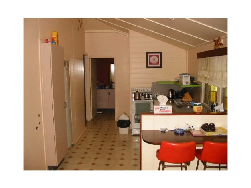 12 Charles Street, Rockhampton QLD 4700