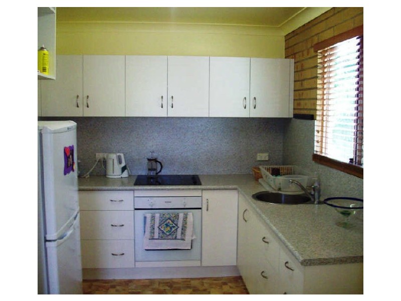 2 Leeds Avenue, Kawana QLD 4701