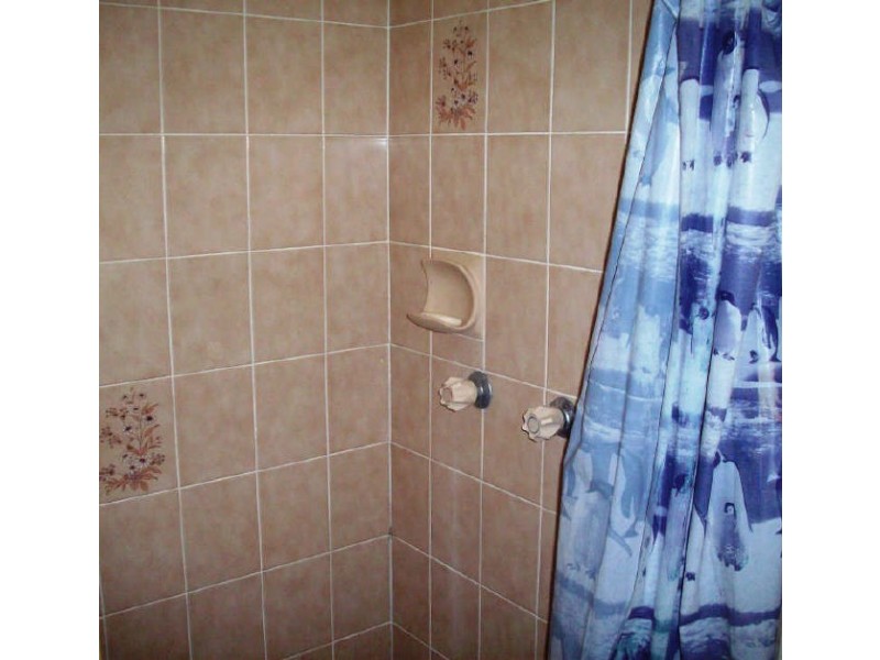 2 Leeds Avenue, Kawana QLD 4701