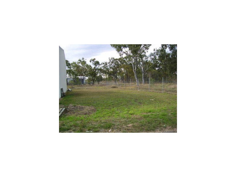 9 Waurn Street, Rockhampton QLD 4700