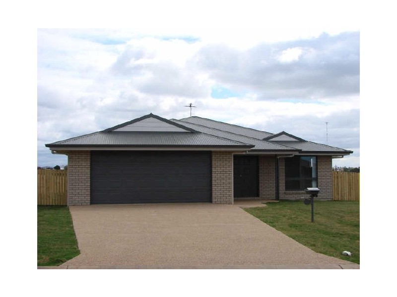 32 JOSEPH STREET, Gracemere QLD 4702