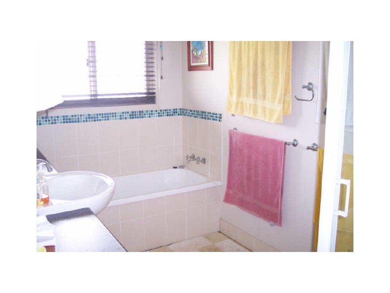 142 Dairy Inn Road, Cawarral QLD 4702