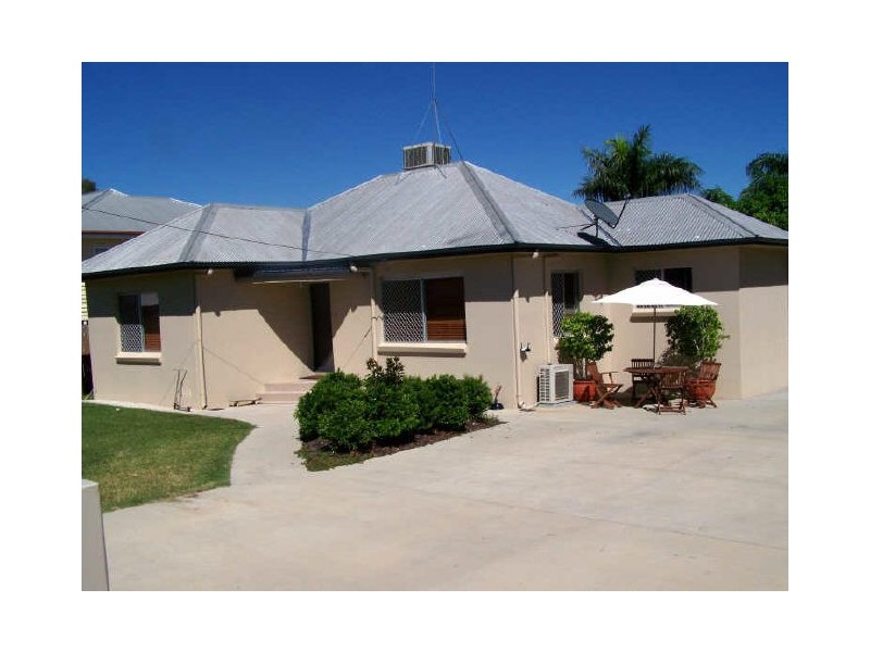 11 Barambah Street, Rockhampton QLD 4700