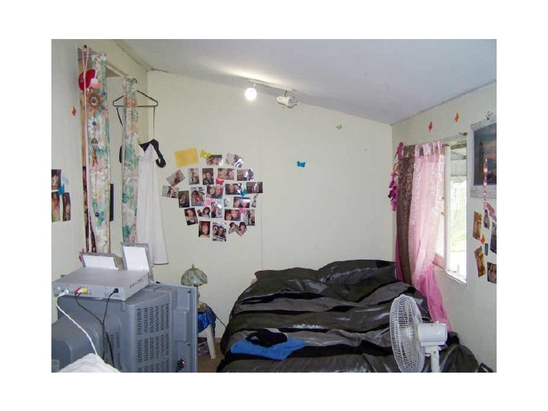 10 Bracher Street, Wandal QLD 4700