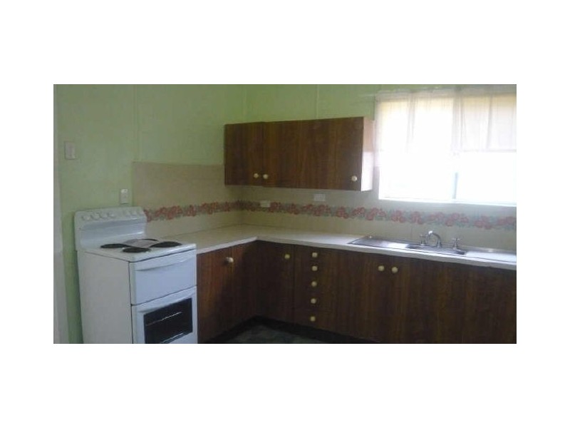 195 Peter Street, Berserker QLD 4701