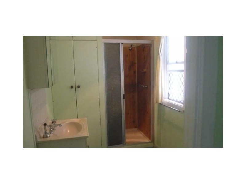 195 Peter Street, Berserker QLD 4701
