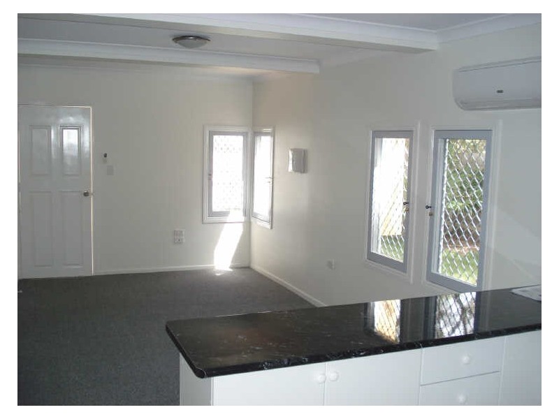 1/4 Connolly Street, Allenstown QLD 4700