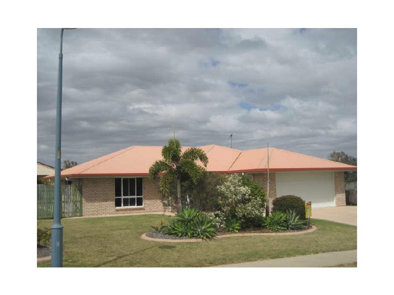 6 NAGAL DRIVE, Norman Gardens QLD 4701