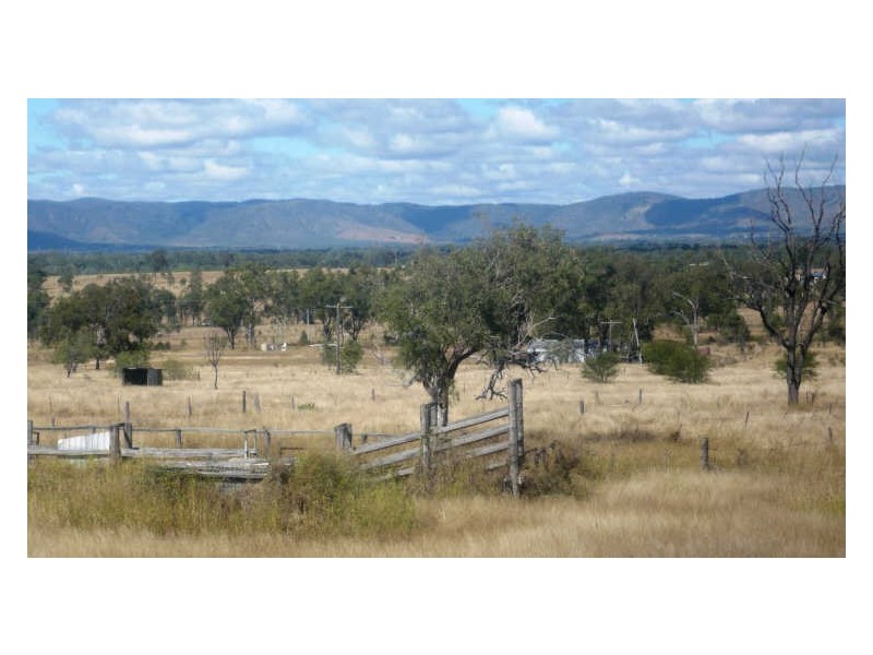 128 Lucas Street, Gracemere QLD 4702