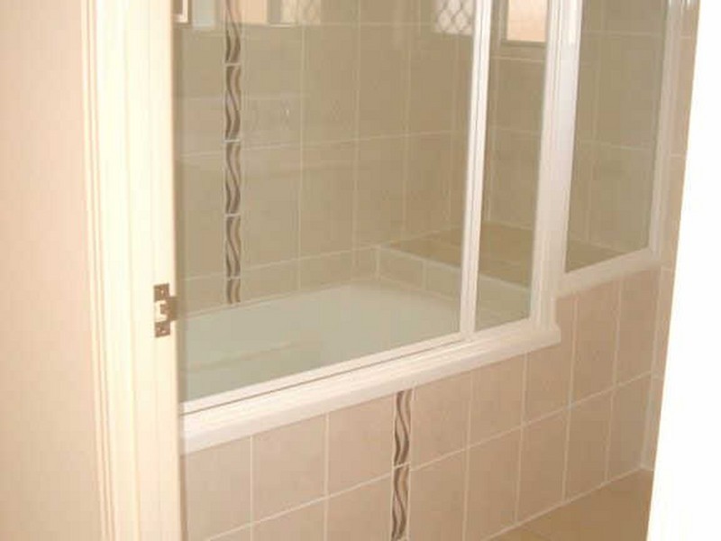 17 William Close, Gracemere QLD 4702