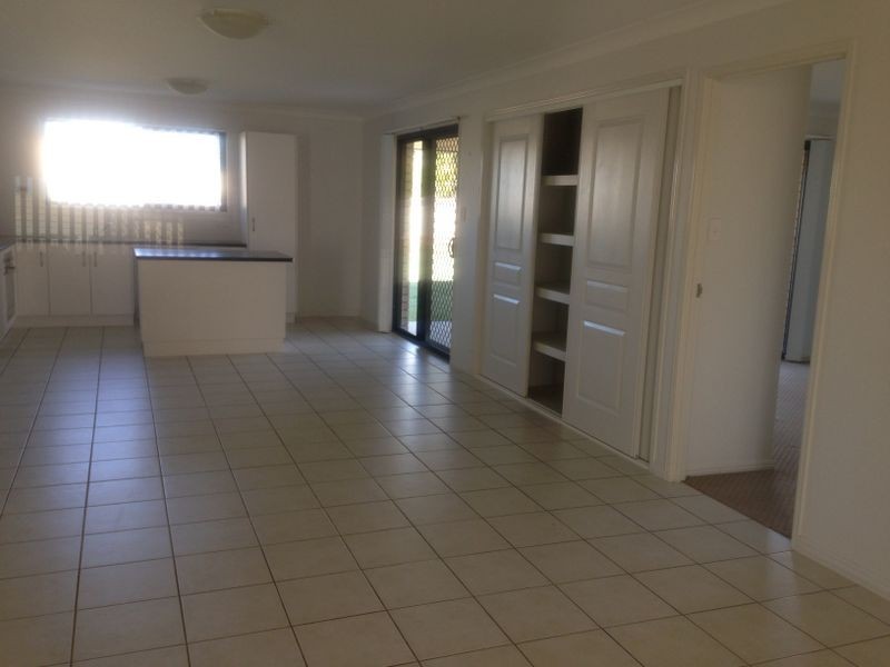 22 William Close, Gracemere QLD 4702