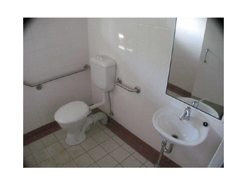 Unit 2/28 Bolsover Street, Rockhampton QLD 4700