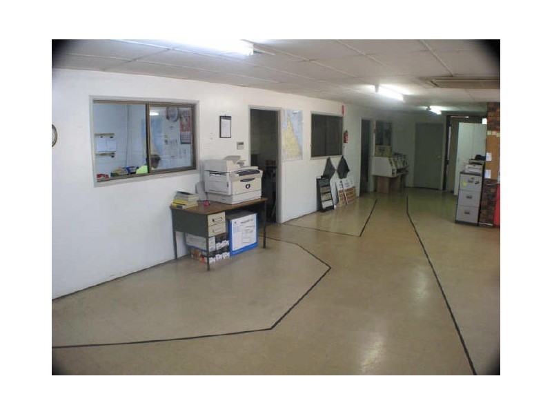 2 Featherstone Street, Rockhampton QLD 4700