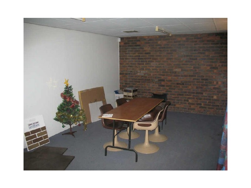 2 Featherstone Street, Rockhampton QLD 4700