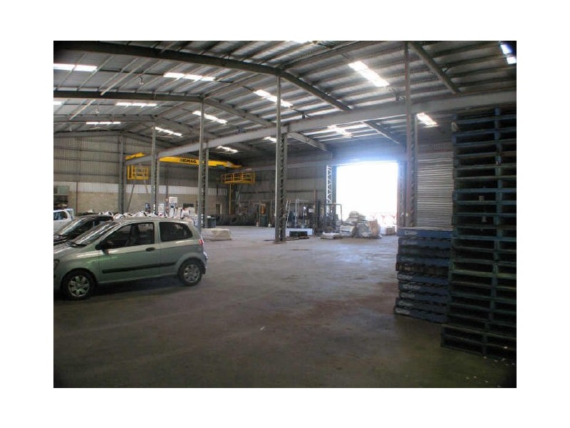 2 Featherstone Street, Rockhampton QLD 4700