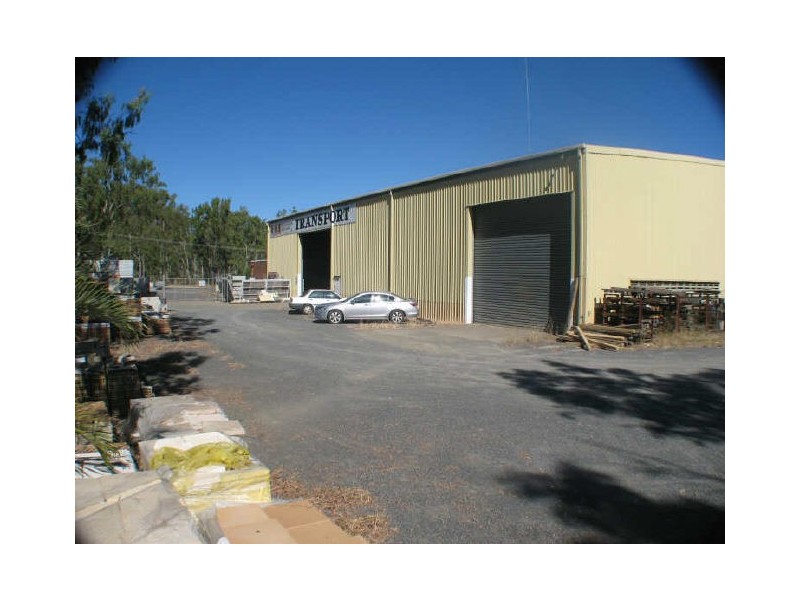 2 Featherstone Street, Rockhampton QLD 4700