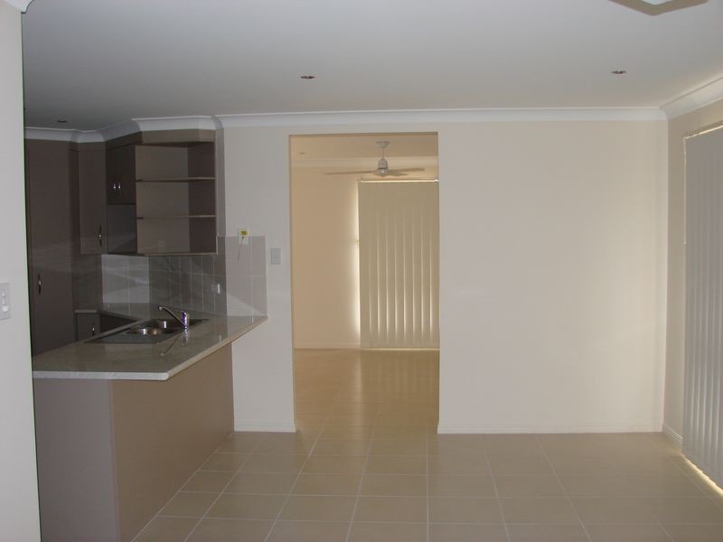 25 Joseph Street, Gracemere QLD 4702
