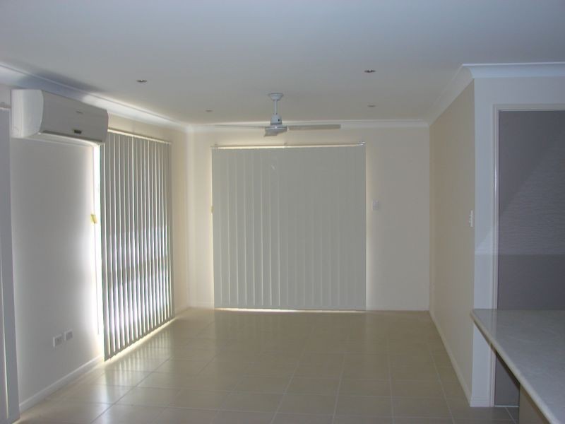 25 Joseph Street, Gracemere QLD 4702