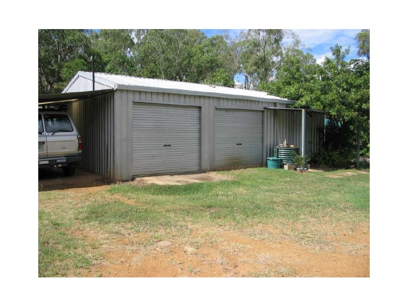 2 Porters Lane, Mount Morgan QLD 4714