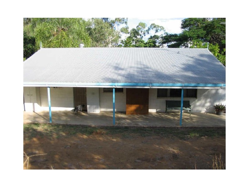 2 Porters Lane, Mount Morgan QLD 4714