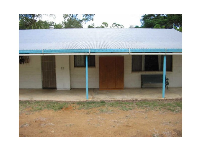 2 Porters Lane, Mount Morgan QLD 4714