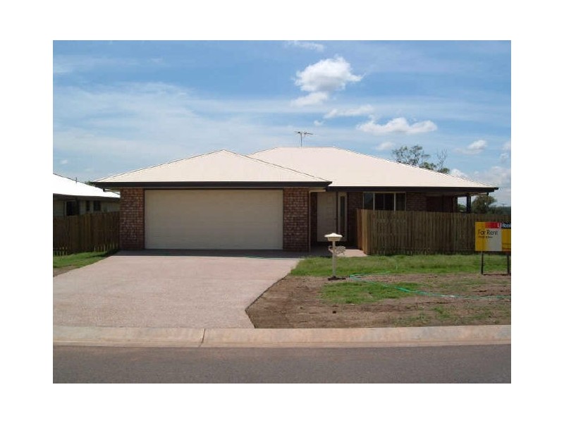10 WILLIAM CLOSE, Gracemere QLD 4702