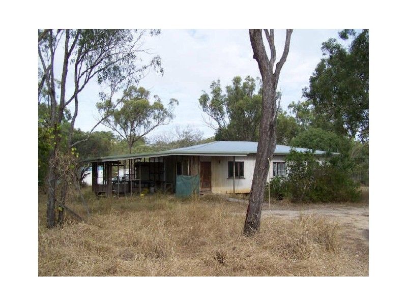 96 Vass Road, The Caves QLD 4702