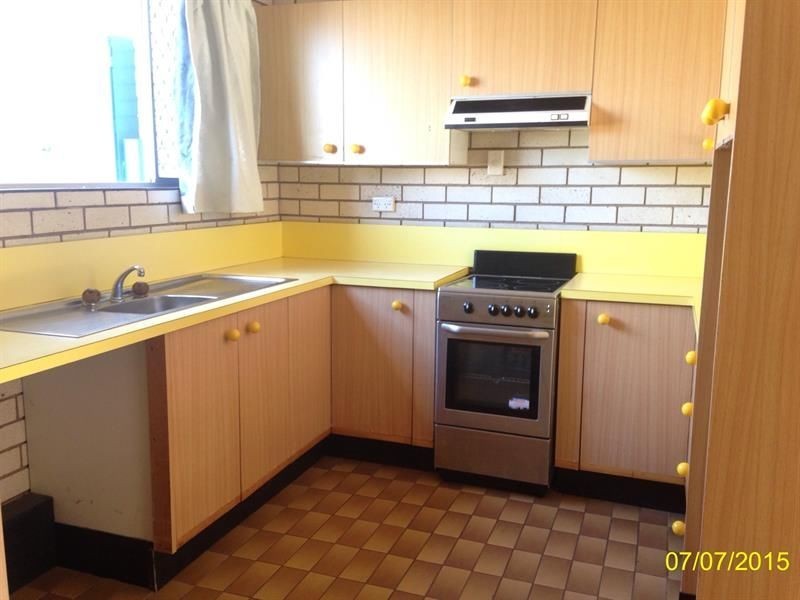 Unit 2/85 West Street, The Range QLD 4700