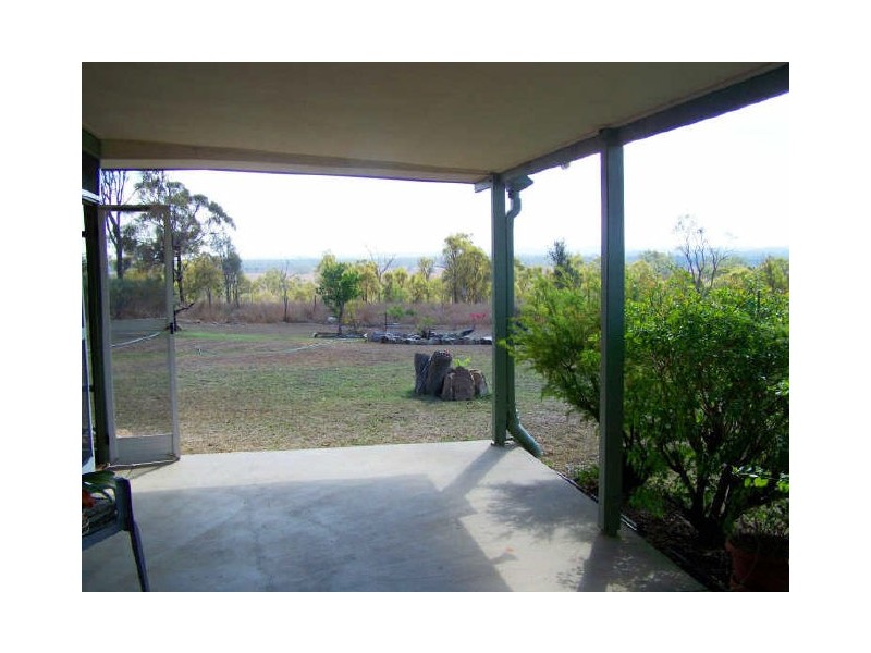 20 Petersen Road, Alton Downs QLD 4702
