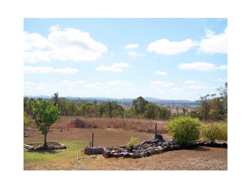 20 Petersen Road, Alton Downs QLD 4702