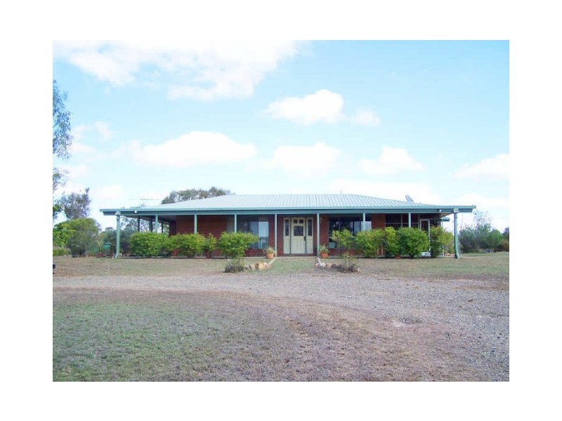 20 Petersen Road, Alton Downs QLD 4702