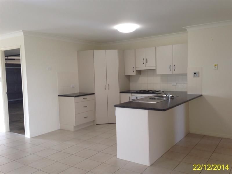 8 Audrey Drive, Gracemere QLD 4702