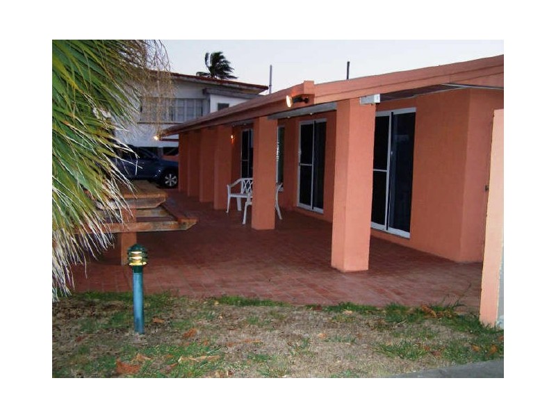 18 Schofield Parade, Keppel Sands QLD 4702