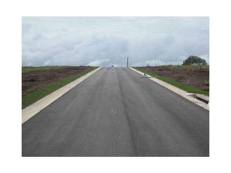 12 Boatwright Avenue, Gracemere QLD 4702