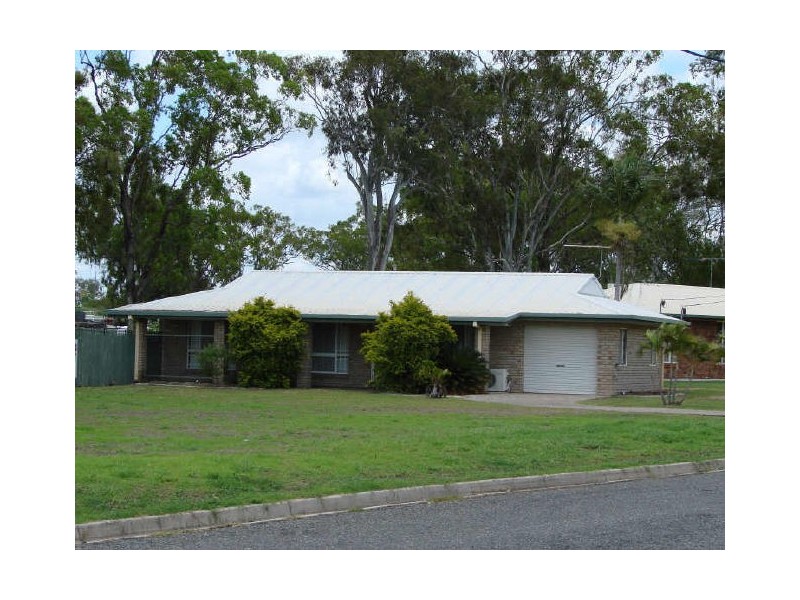 2 Jillian Court, Gracemere QLD 4702