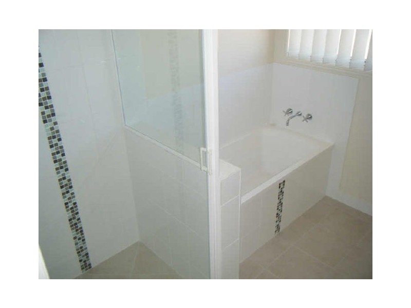 4 Abby Drive, Gracemere QLD 4702