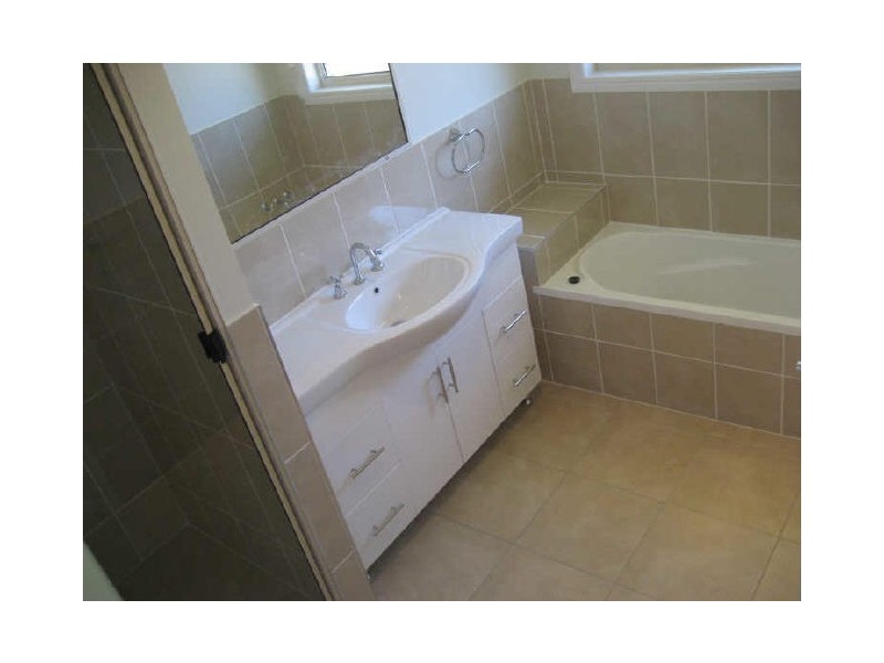 1 BOATWRIGHT AVENUE, Gracemere QLD 4702