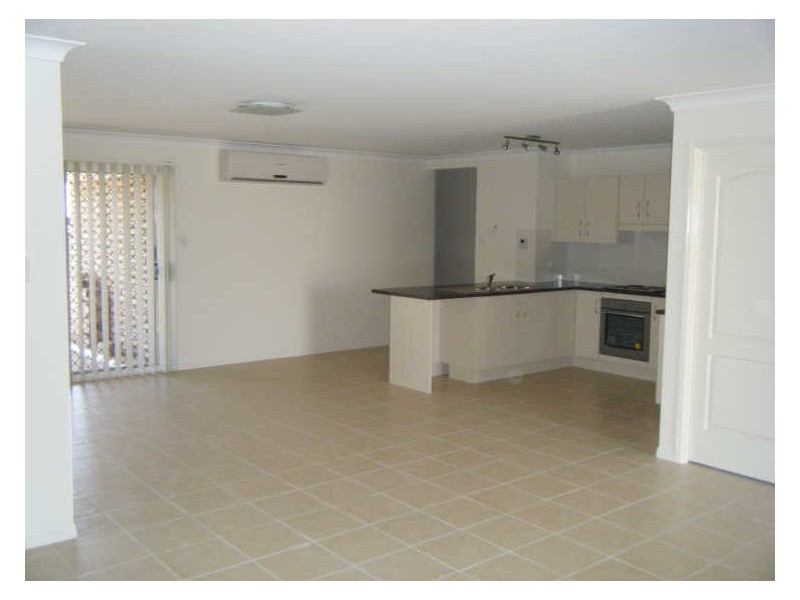 25 Joseph Street, Gracemere QLD 4702