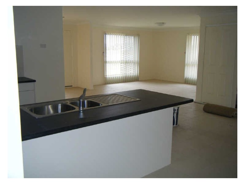 15 Boatwright Avenue, Gracemere QLD 4702