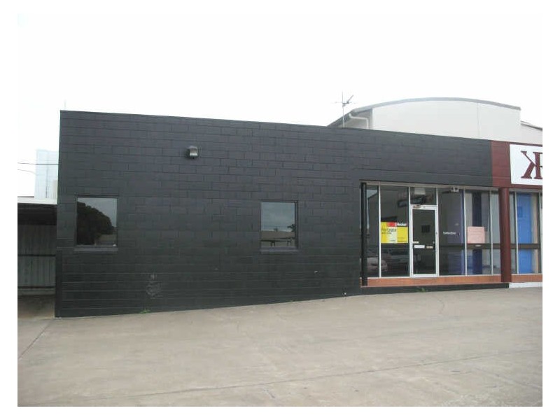 Shop 5/233 Musgrave Street, Rockhampton QLD 4700