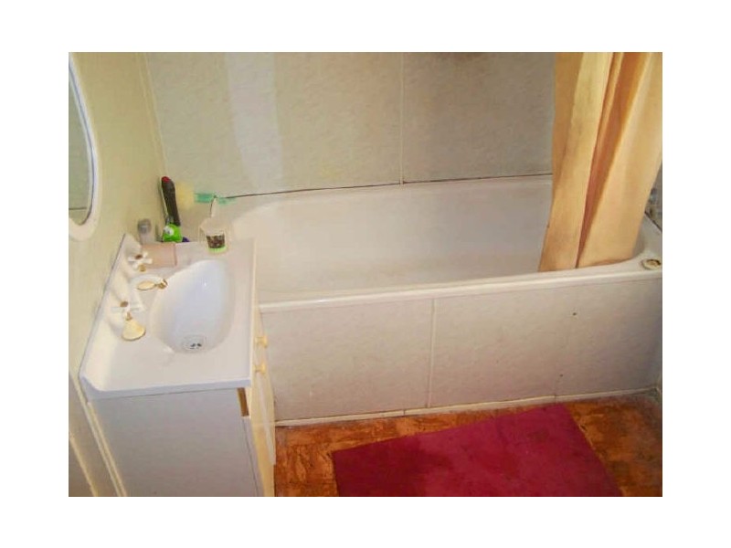 11 Knutsford Street, Rockhampton QLD 4700