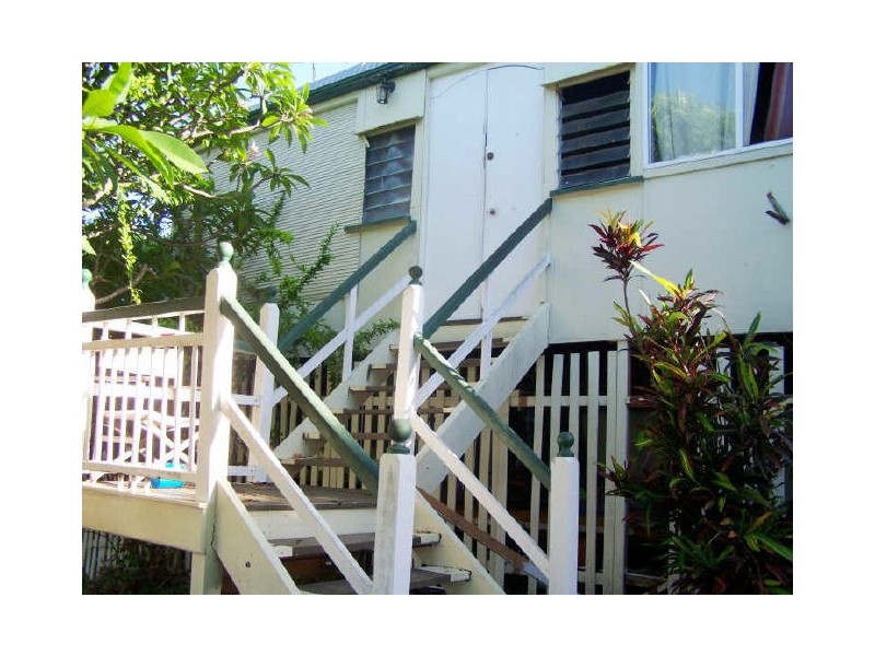 11 Knutsford Street, Rockhampton QLD 4700