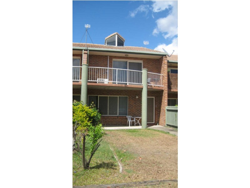 2/210 MURRAY STREET, Rockhampton QLD 4700