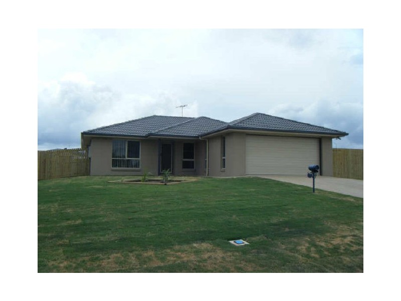 7 KERRIE MEARES, Gracemere QLD 4702